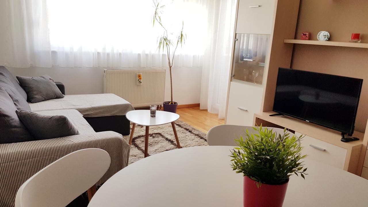 Apartment Petar I Dora Загреб Экстерьер фото